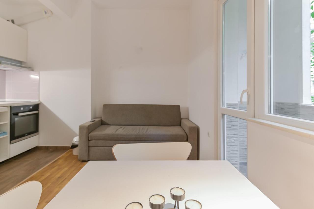 Bright Apartment In The Heart Of The City By Flat Mаnager 索菲亞 外观 照片